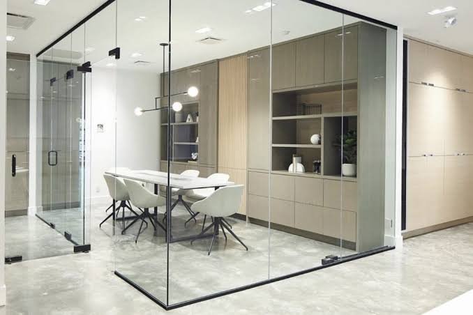 Commercial glass partition installation
